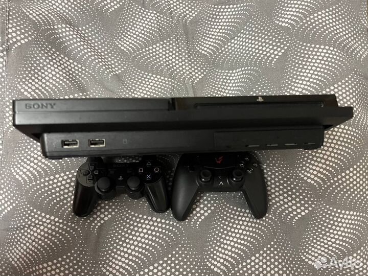 Приставка Sony PlayStation 3