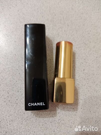 Помада Chanel allure velvet 47