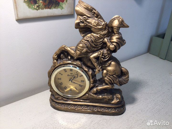 Настольные часы Protege Paris с ручками и Наполеон