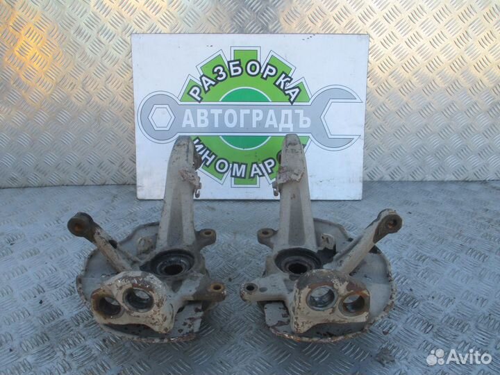 Кулак поворотный FAW Besturn B50 12г