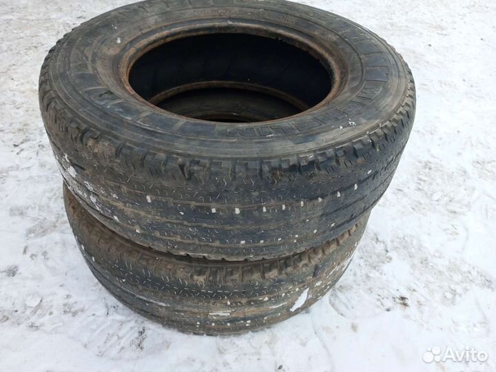 Michelin Maxi Ice 225/75 R15C 204C