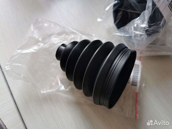 Пыльник шруса VAG Audi Porsche 8k0407285E