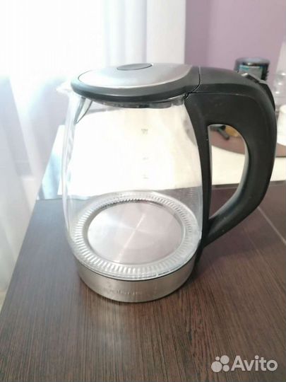 Чайник электрический (требует ремонта)