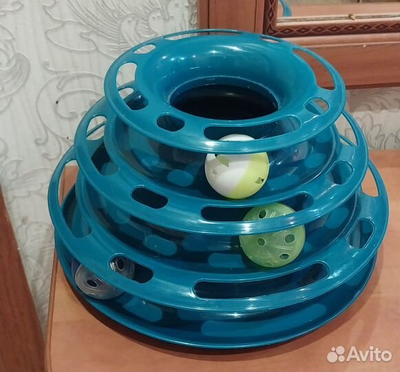 Корм для стерилизованных кошек Bowl Wow и игрушка