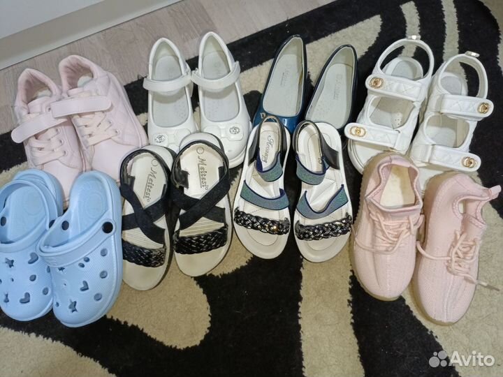 Детская обувь на девочку
