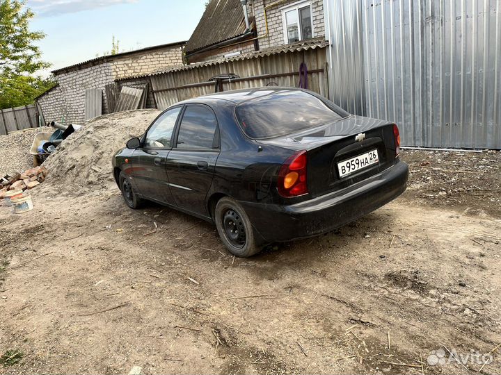 Крыло chevrolet lanos