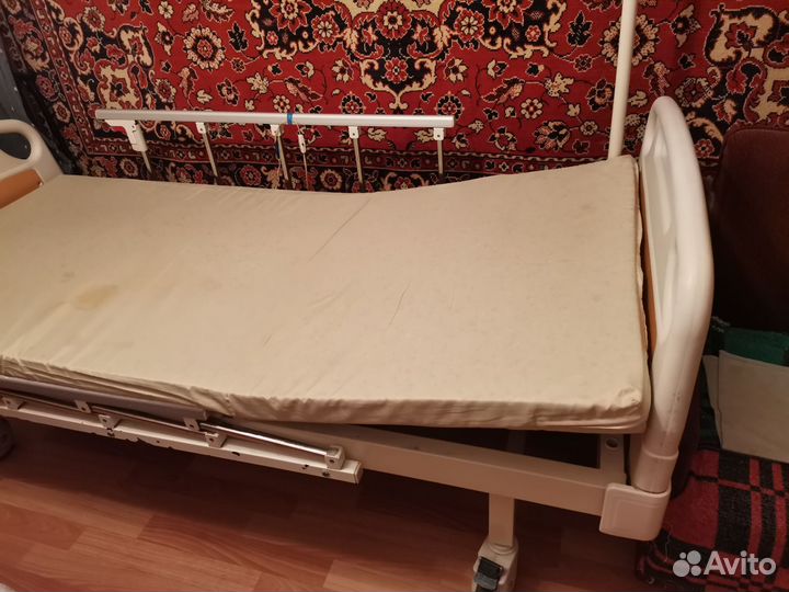 Кровать для лежачих больных механическая
