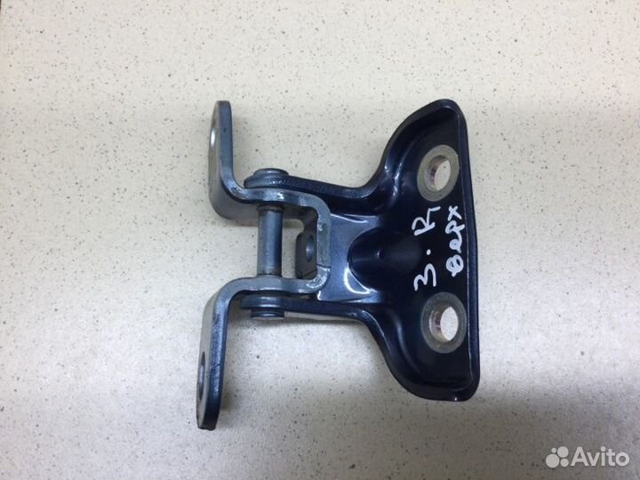 Петля двери задней правой верхняя Kia Ceed