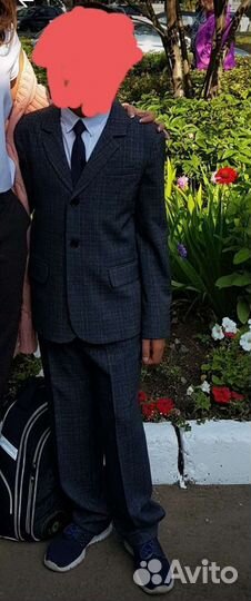 Костюм школьный тройка