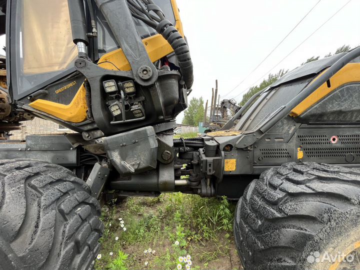 Ponsse Scorpion King 8W