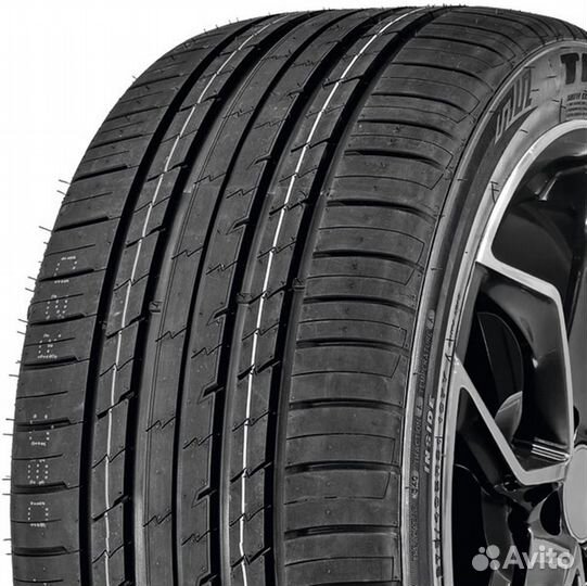 Tracmax X-Privilo RS01+ 275/45 R21 110Y