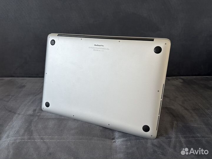 Apple macbook pro 15 retina 2015 16/256