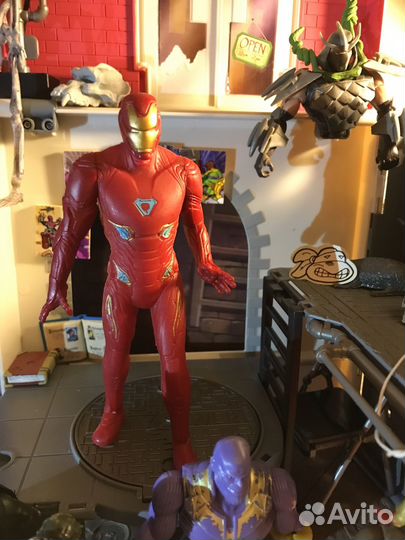 6 Героев Marvel и один содат