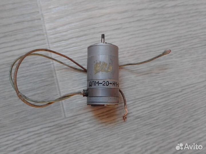 Электродвигатель коллекторный дпм-20-Н1-04