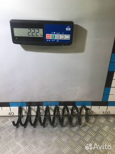 Б/У Пружина передняя W213#001