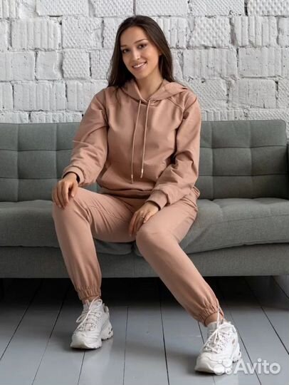 Спортивный костюм женский 48 размер