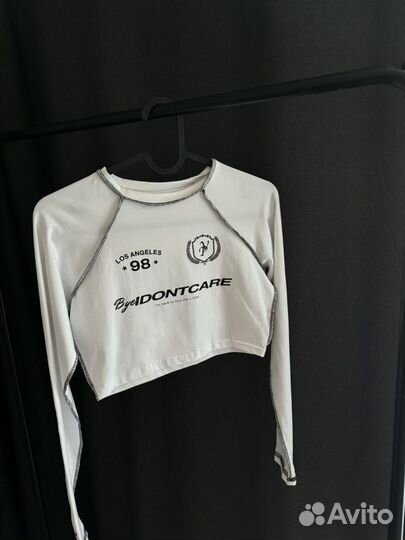 Укороченный лонгслив