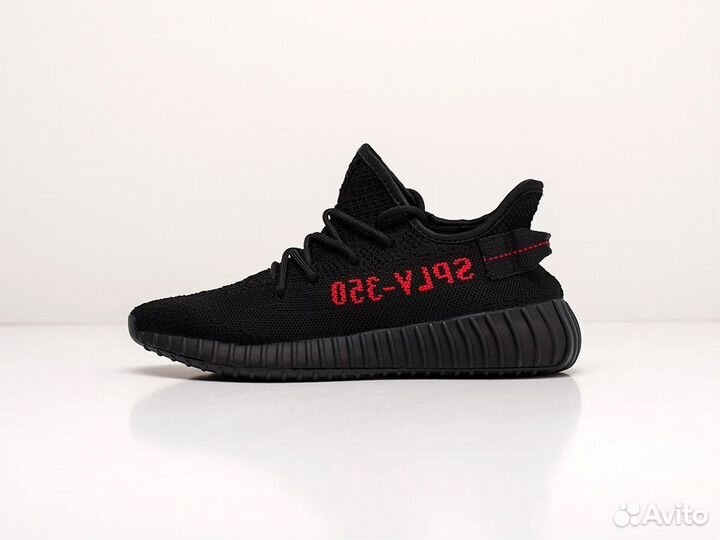 Кроссовки Adidas Yeezy Boost 350 v2 Bred (36-45)