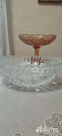 Вазы из стекла и хрусталя