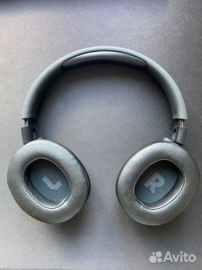 Беспроводные наушники JBL Tune 720bt