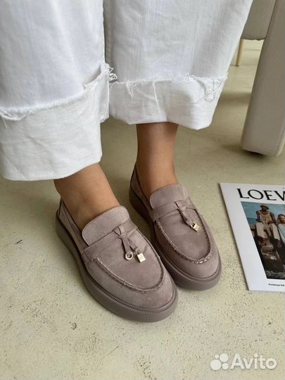 Лоферы женские