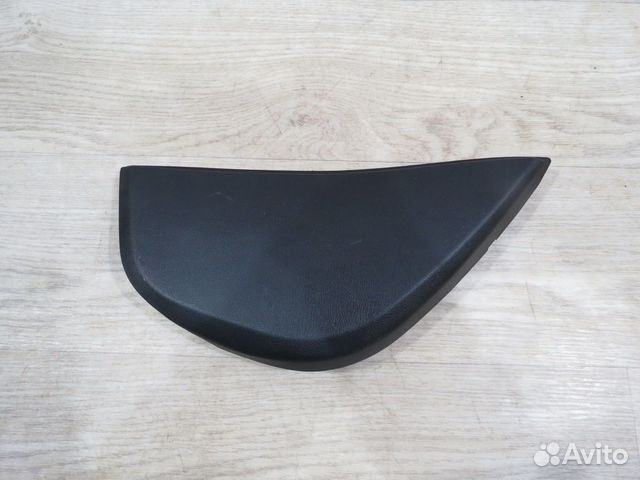 Накладка торпедо правая Hyundai Solaris