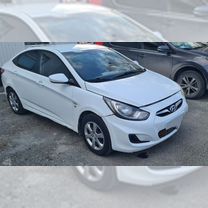 Hyundai Solaris 1.6 MT, 2014, 140 000 км, с пробегом, цена 530 000 руб.