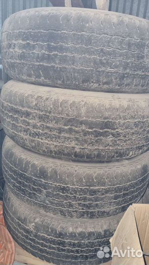 Bridgestone Dueler H/T 265/65 R17