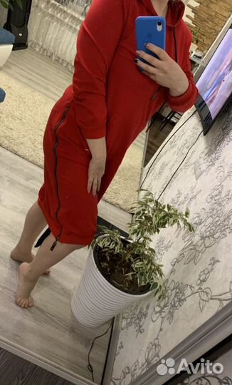 Спортивное платье 48