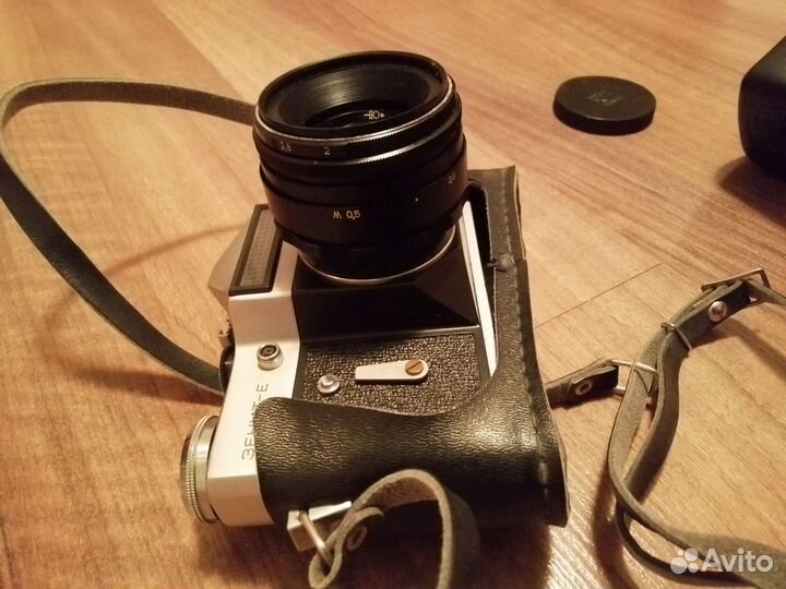Фотоаппарат Зенит Е + вспышка, и Зенит ет, дешевле
