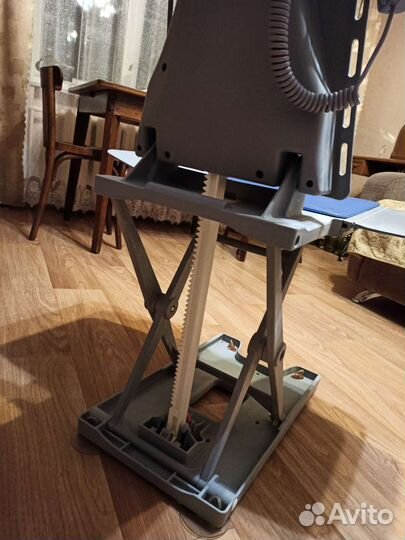 Стул подъёмный для ванной