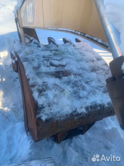 Ковш caterpillar 320D2L