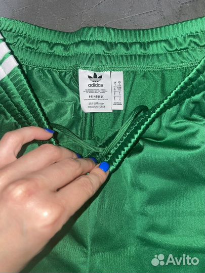 Спортивные штаны adidas S