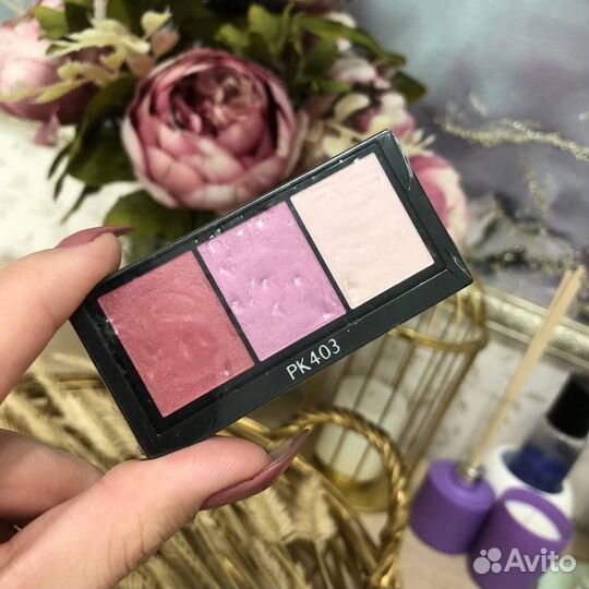 Шелковые тени для век Shiseido