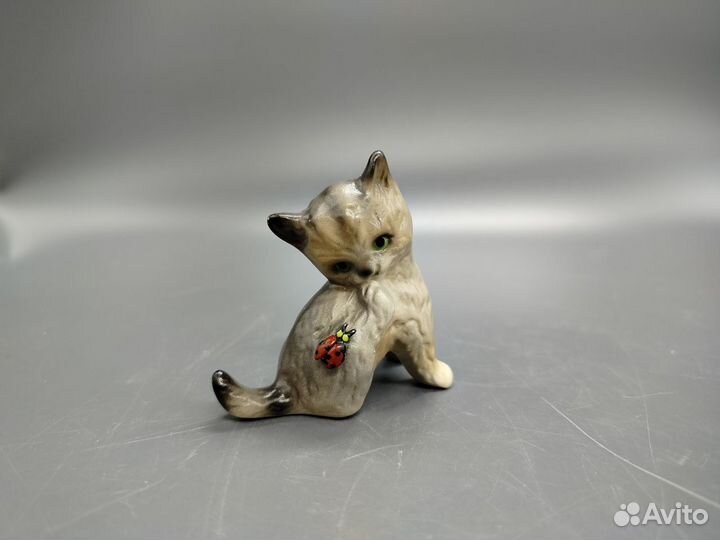 Статуэтка котенок goebel