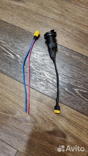 Пусковое устройство бустер. аккумулятор