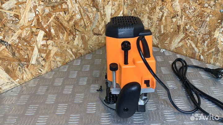 Фрезер вихрь фм-1900 72/13/2