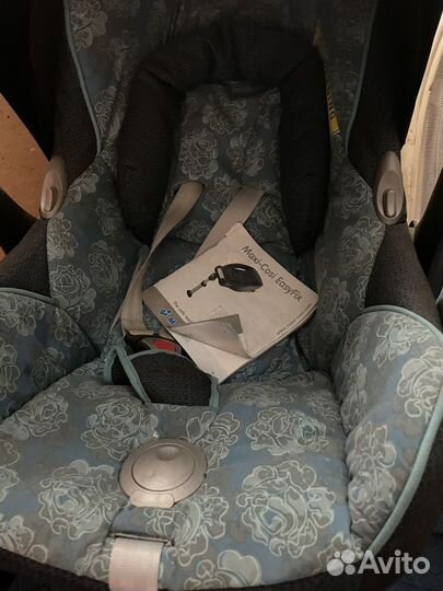 Автолюлька Maxi cosi с базой isofix