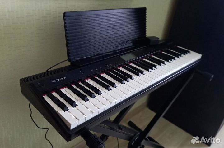 Цифровое фортепиано Roland GO:Piano (GO-61P)