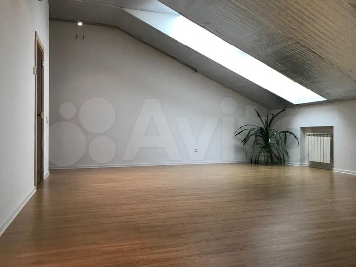 3-к. квартира, 122,5 м², 7/7 эт.