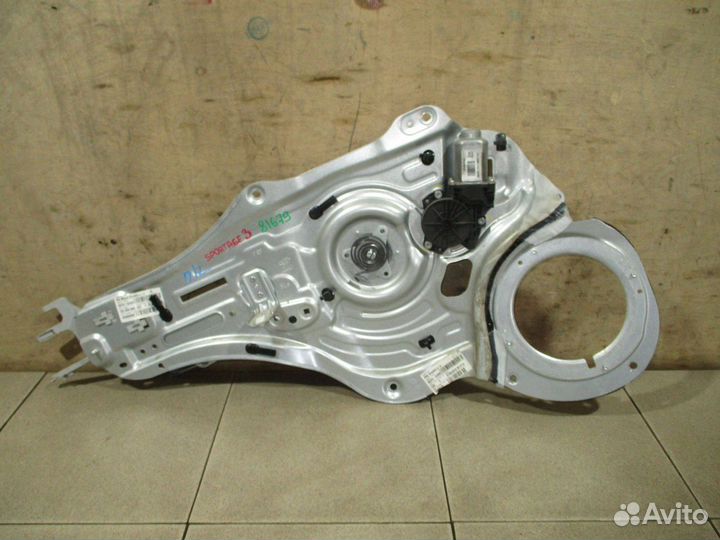 Стеклоподъемник передний левый Kia Sportage 3