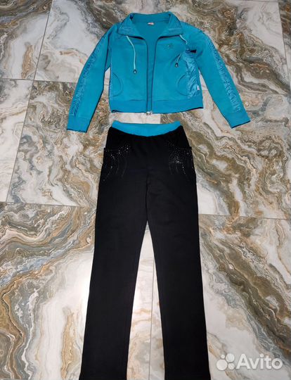 Спортивный костюм