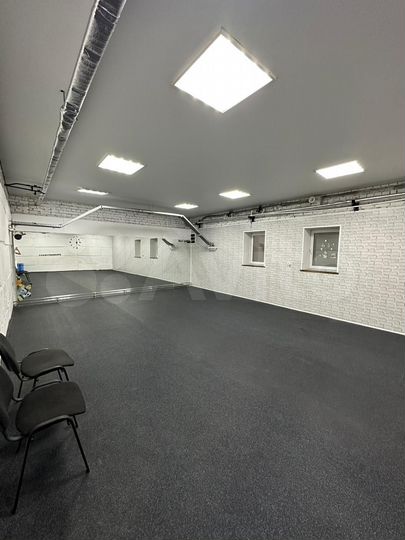 Помещение свободного назначения, 295 м²