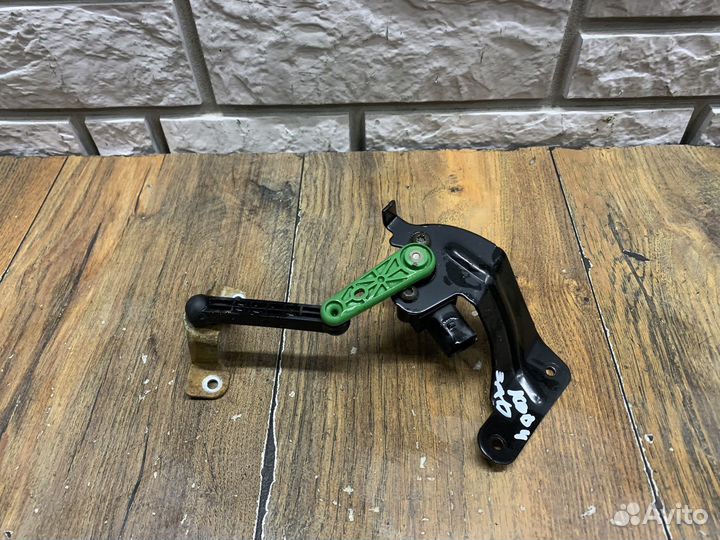 Skoda Kodiaq Датчик регулировки дорожного просвета