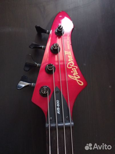 Бас гитара Aria Pro II AVB-600 Avante Series