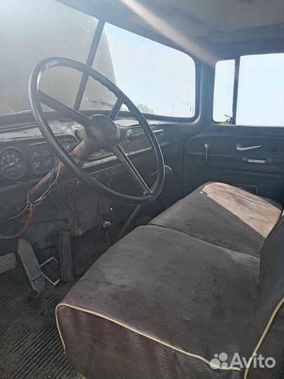 Запчасти на ЗИЛ 131