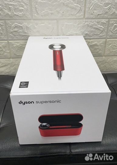 Фен Dyson supersonic hd08 с боксом Новый+расчески