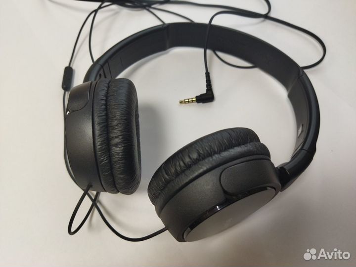 Проводные наушники Sony MDR-ZX110AP