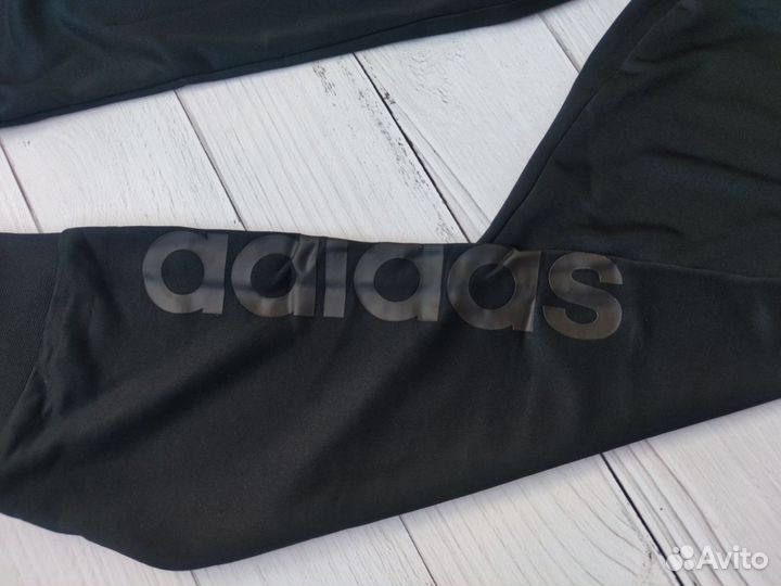 Спортивный костюм Adidas новый мужской L 52 54