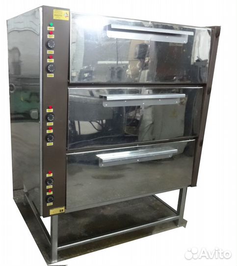 3-х секционная хлебопекарная печь на 144 формы